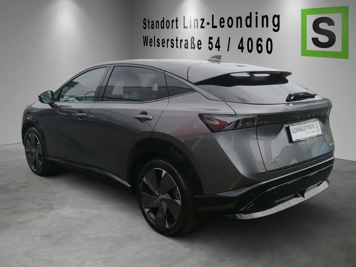 Nissan Ariya ARIYA Evolve 87 kWh 306 PS e-4ORCE Grijs - 2