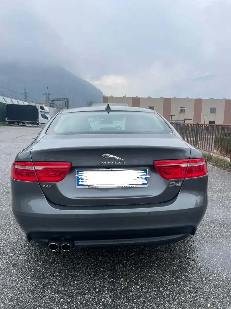 Jaguar XE 20d AWD Aut. Prestige Grigio - 2
