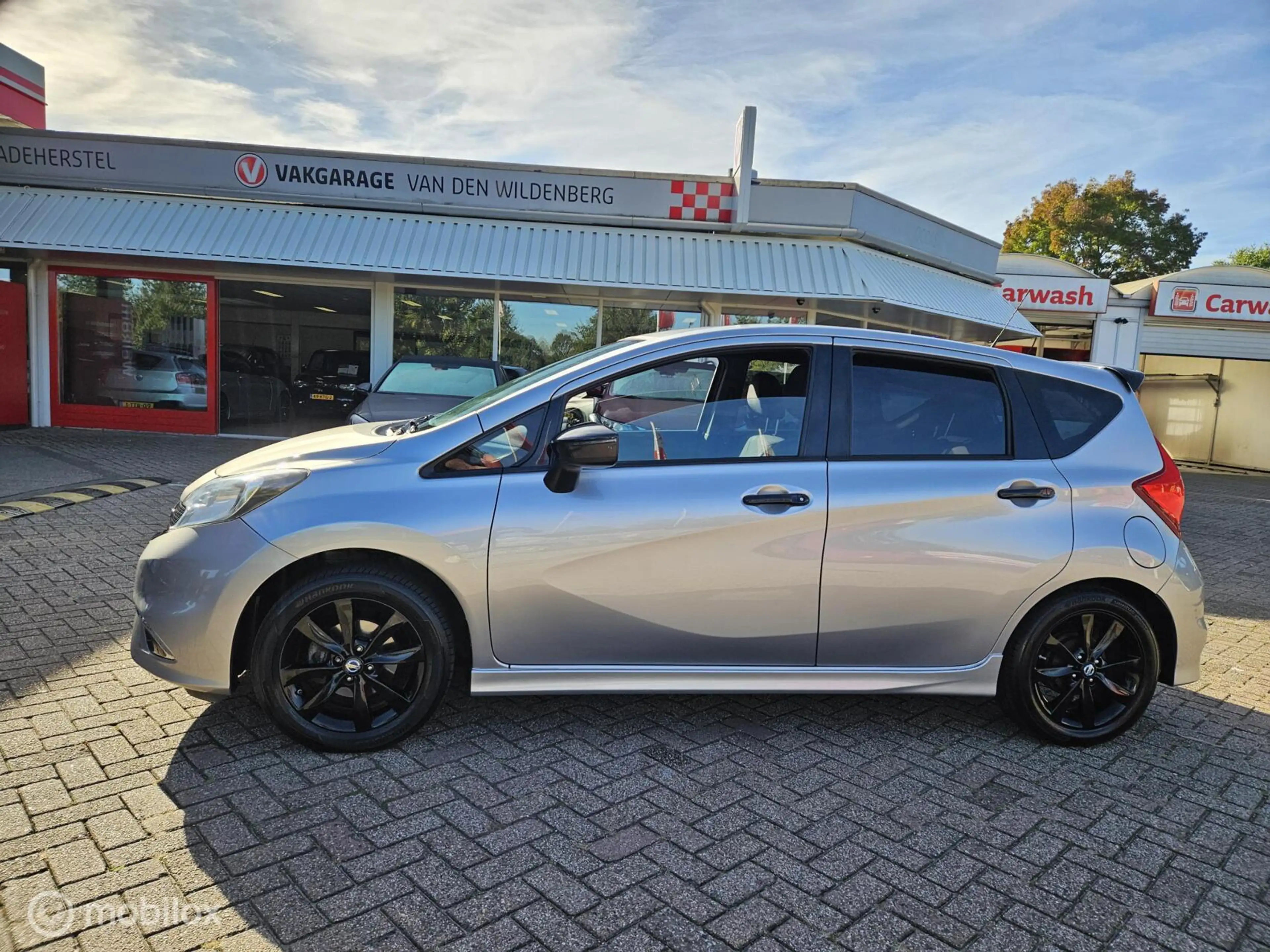 Nissan Note 1.2 Black Edition — photo 2