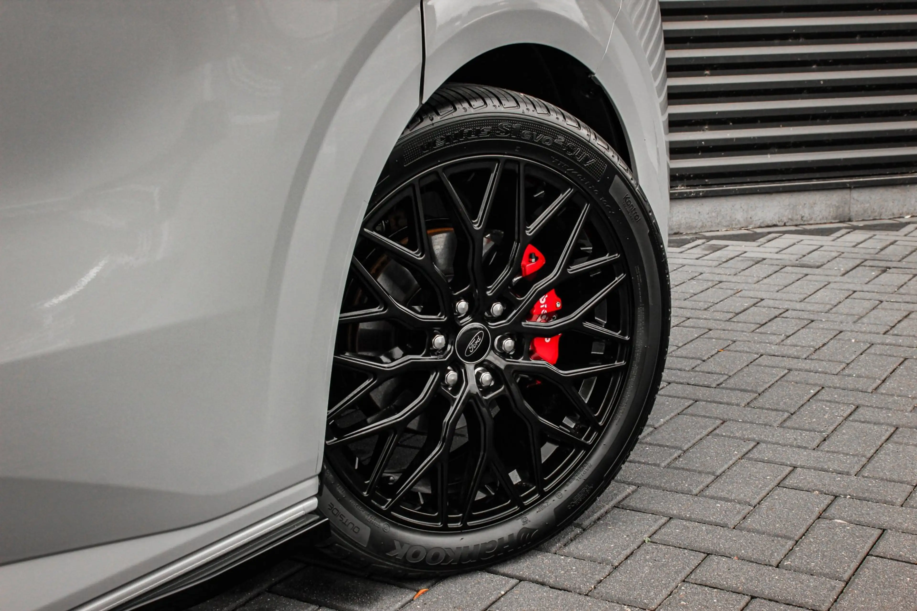 Ford E-Transit Cust. 340 L2H1 Limited 71kWh 218PK / JB- EDITON / — photo 38