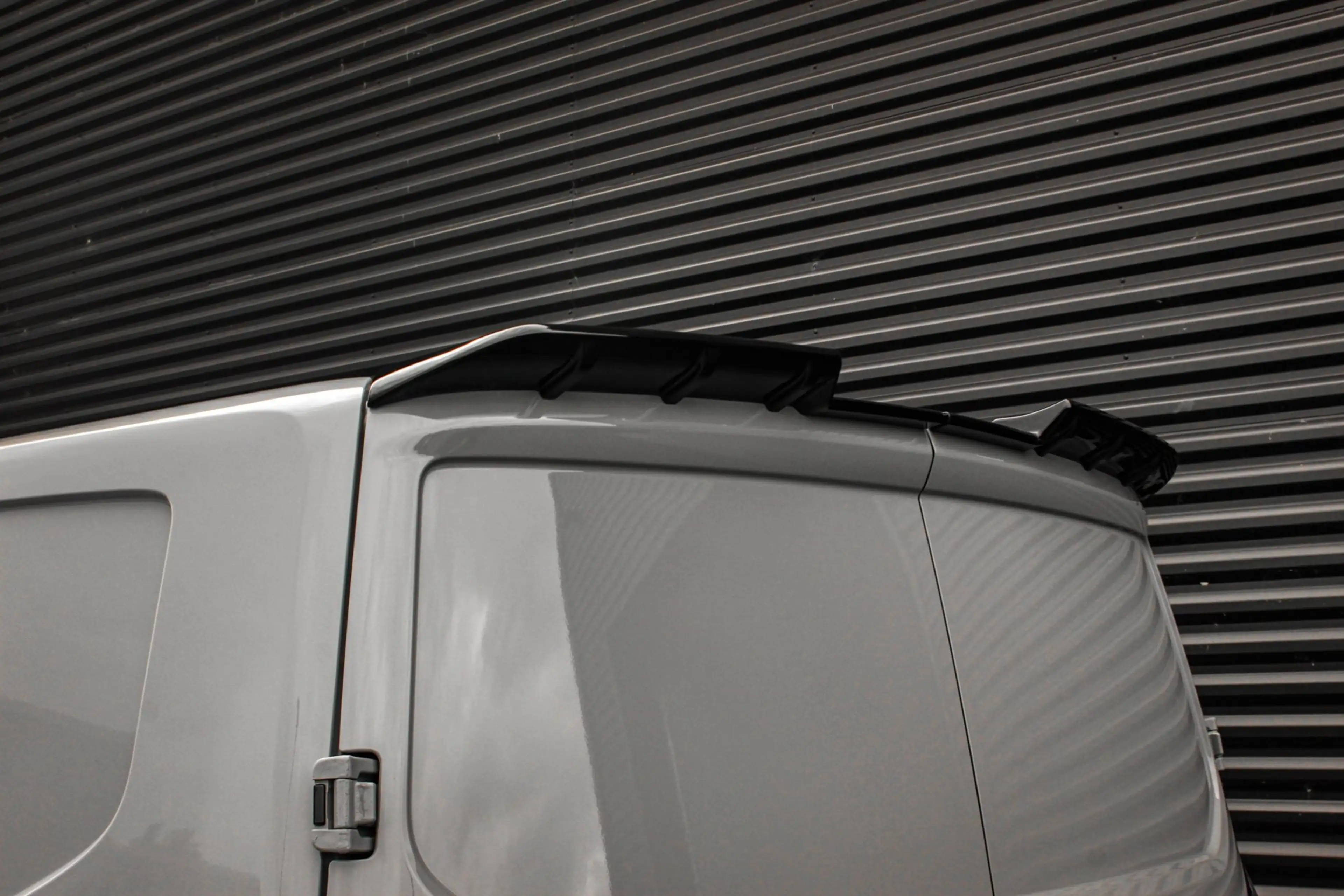 Ford E-Transit Cust. 340 L2H1 Limited 71kWh 218PK / JB- EDITON / — photo 31