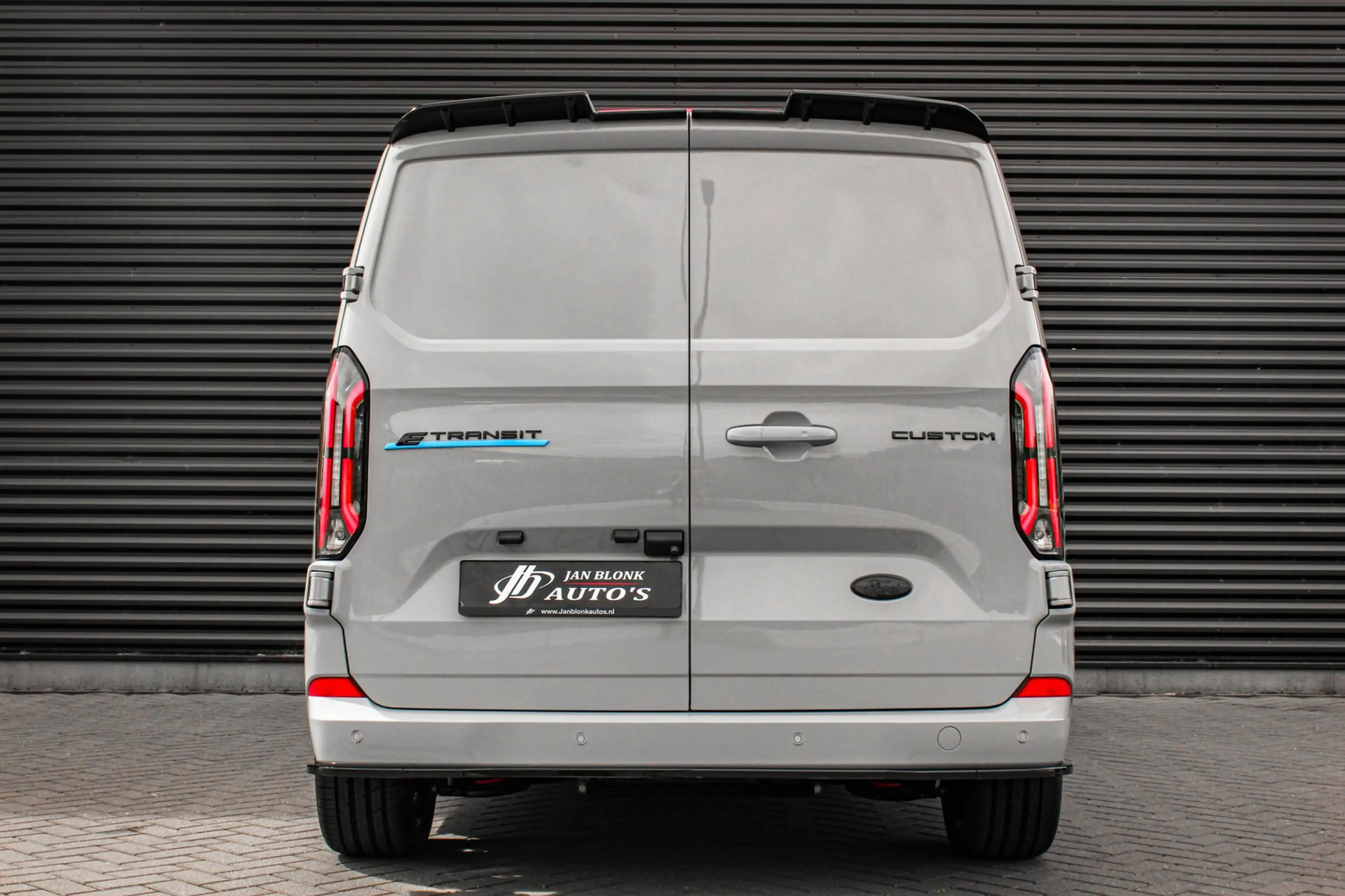 Ford E-Transit Cust. 340 L2H1 Limited 71kWh 218PK / JB- EDITON / — photo 39