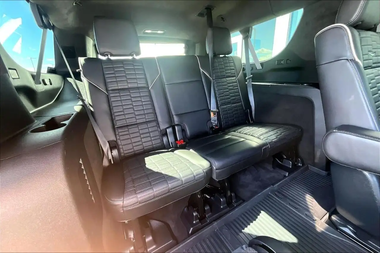 Cadillac Escalade снимка Cadillac Escalade
