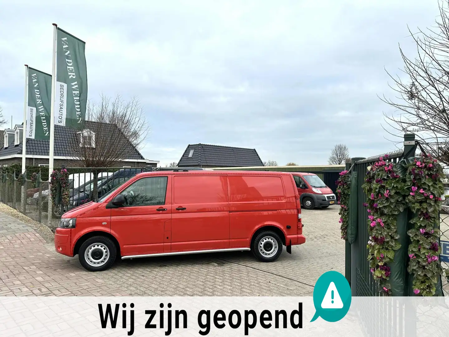 Volkswagen Transporter 2.0 TDI L2H1 6 DEURS! MARGE 3 PERSOONS Rood - 1