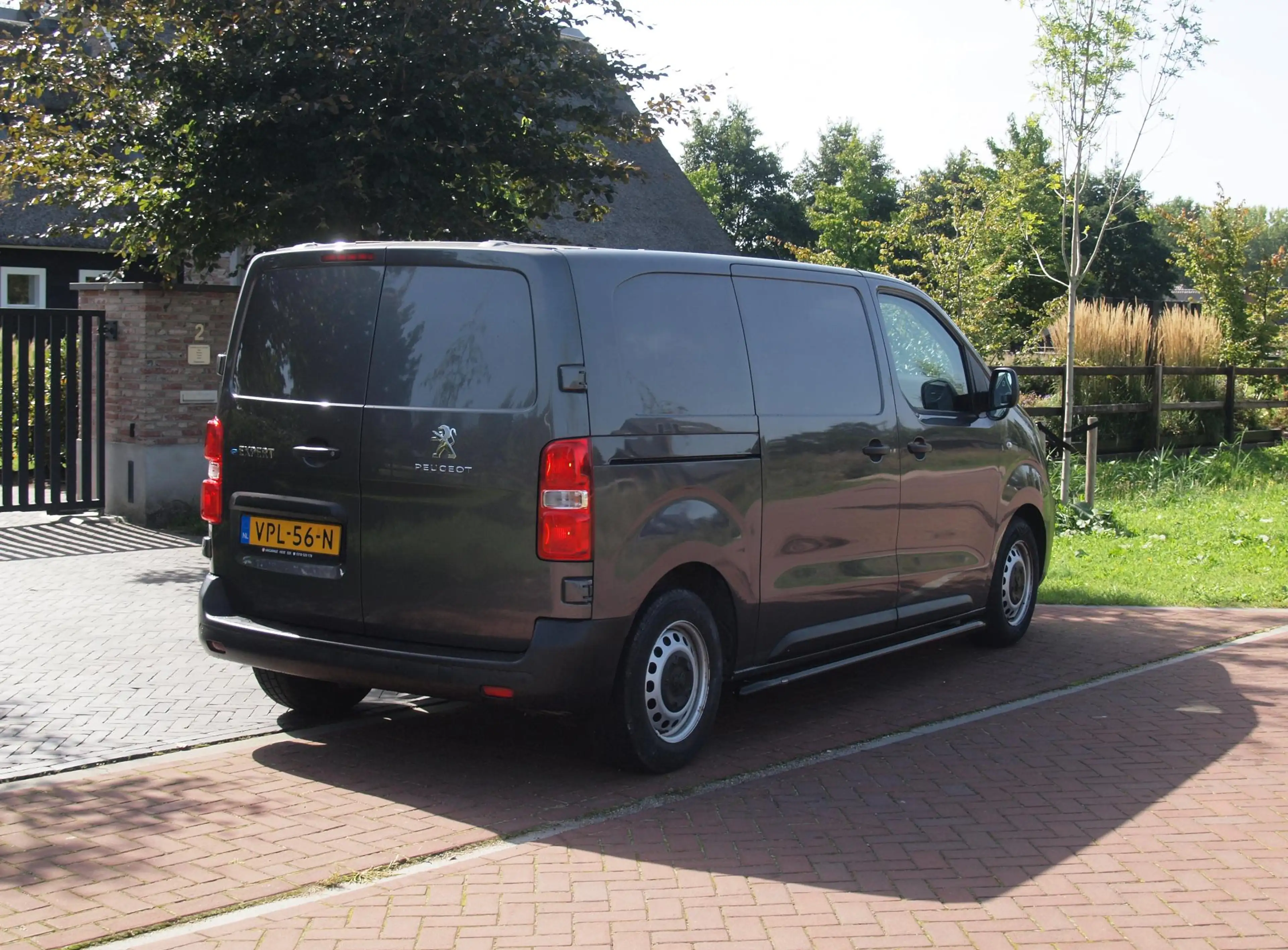 Peugeot e-Expert Standard Premium 75 kWh | Camera | Sidebars | NL-A — photo 10