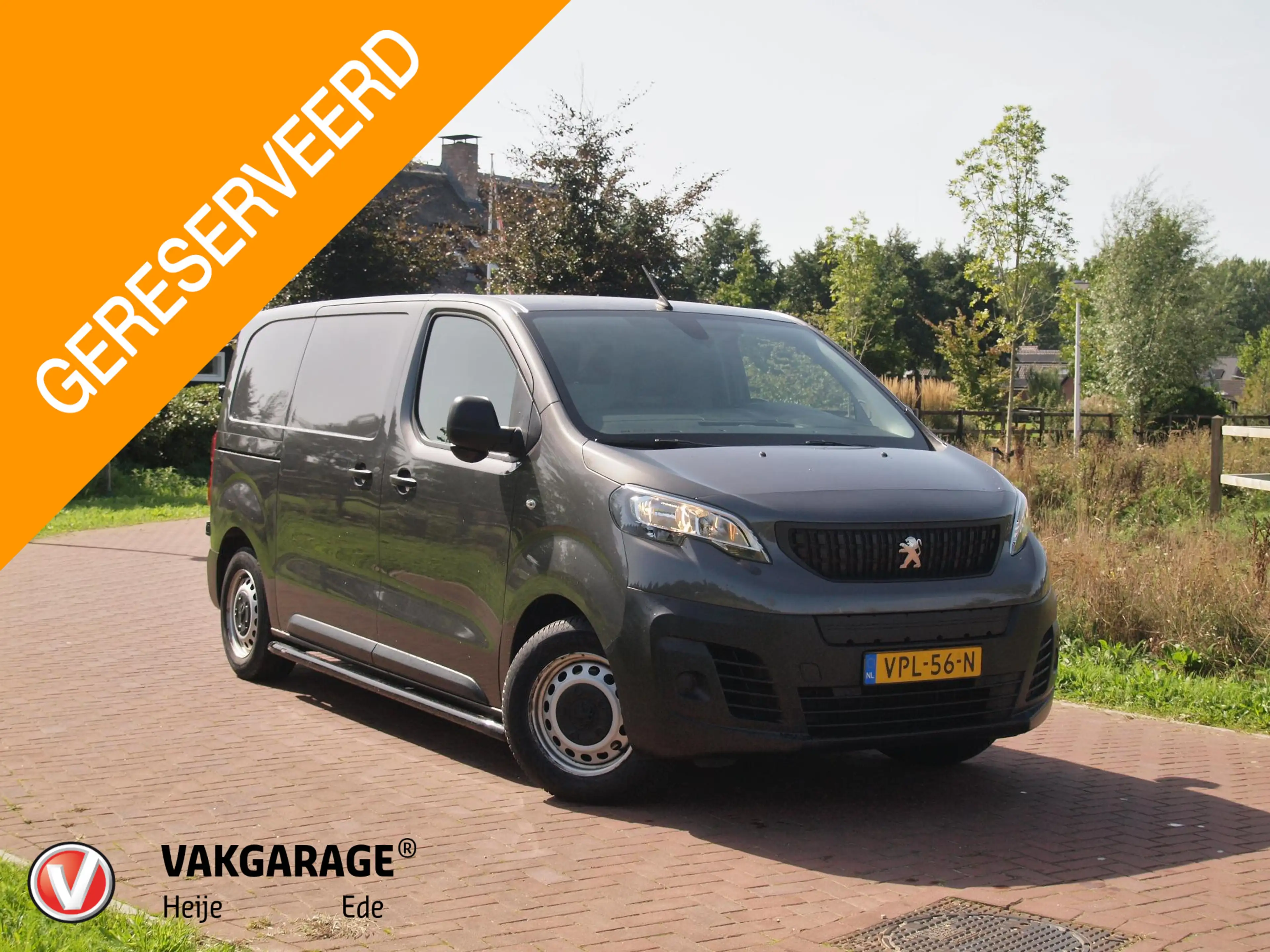 Peugeot e-Expert Standard Premium 75 kWh | Camera | Sidebars | NL-A
