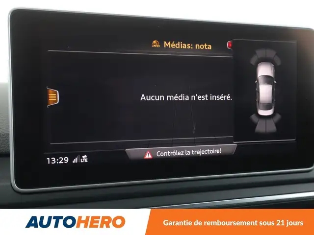 Audi A4 view 24