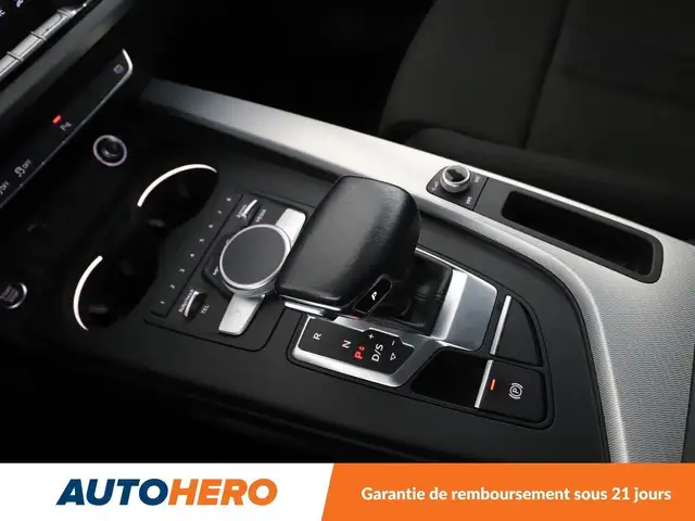 Audi A4 view 26