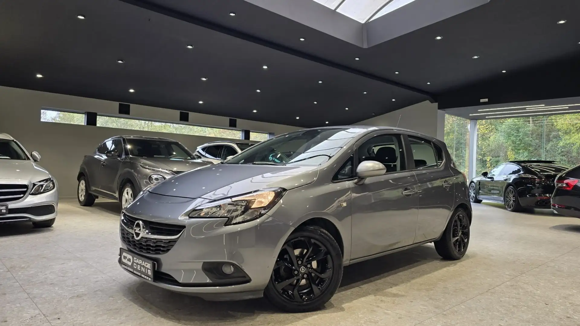 Opel Corsa 1.2i Cosmo **GPS*AIRCO*GARANTIE 12 MOIS** Gris - 1