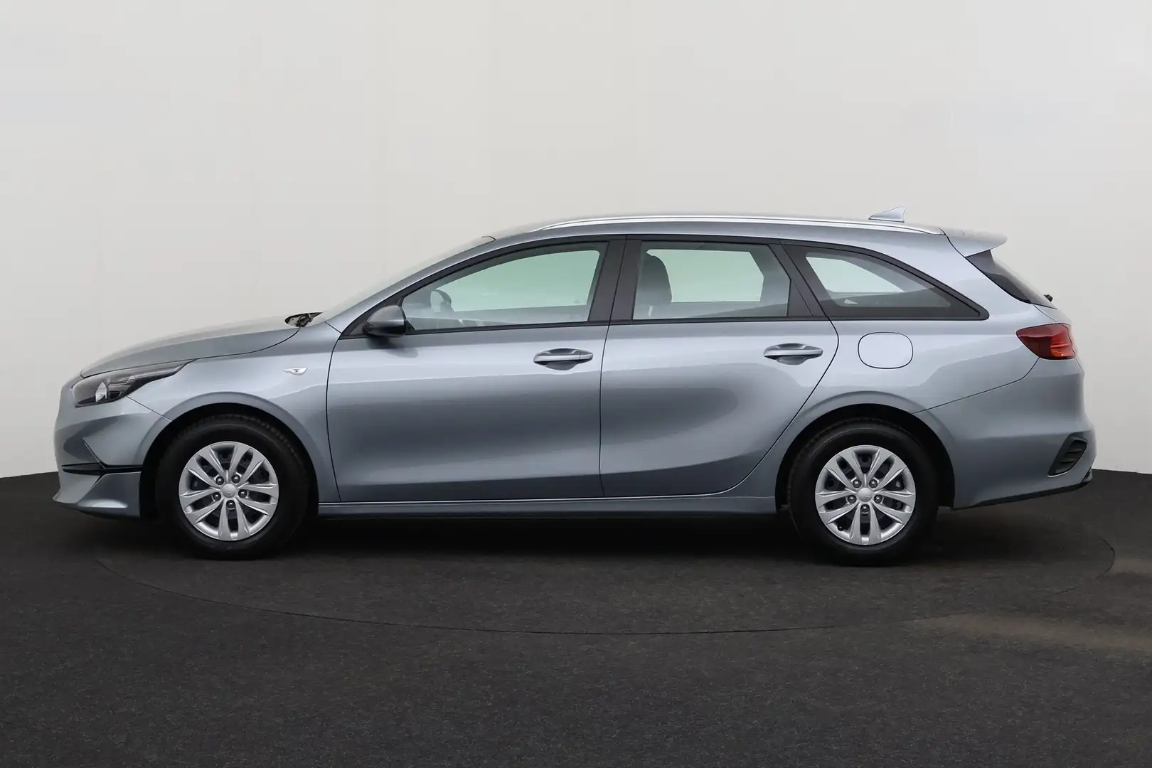 Kia Ceed / cee'd SW 1.0 T-GDI + CARPLAY + CAMERA + CRUISE Gris - 2