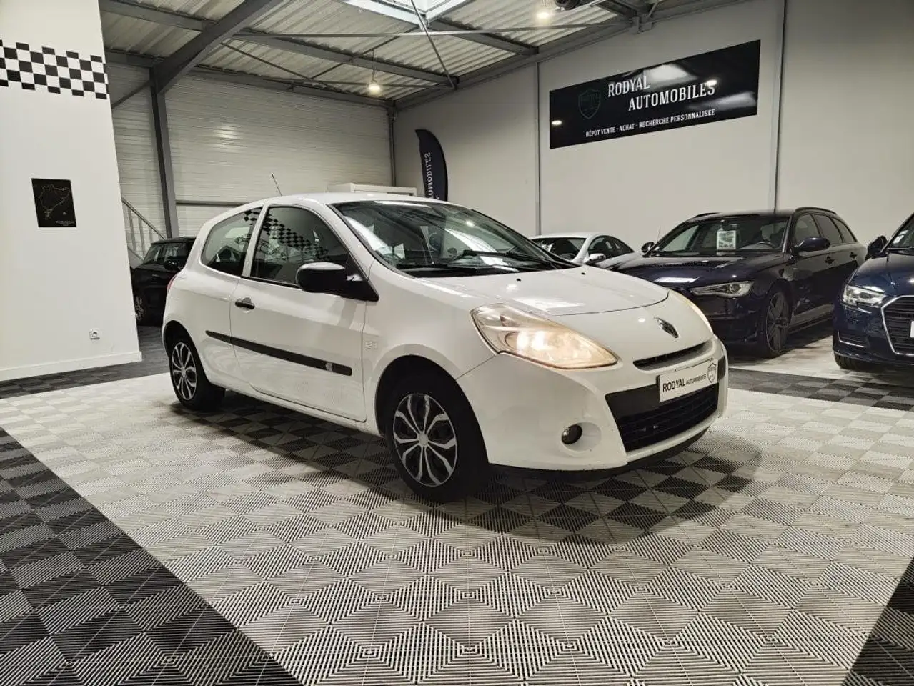 Renault Clio III 3 Portes Phase 2 1.5 dCi eco2 75 cv 