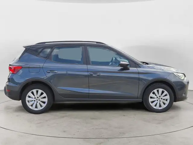 Seat Arona view 5