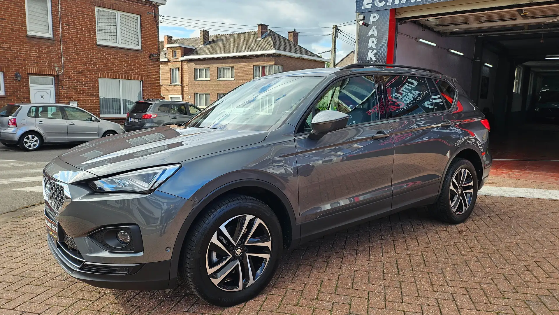 SEAT Tarraco Tarraco 2.0 CR TDi/FULL /1ER PROP.TOIT PANO Gris - 1