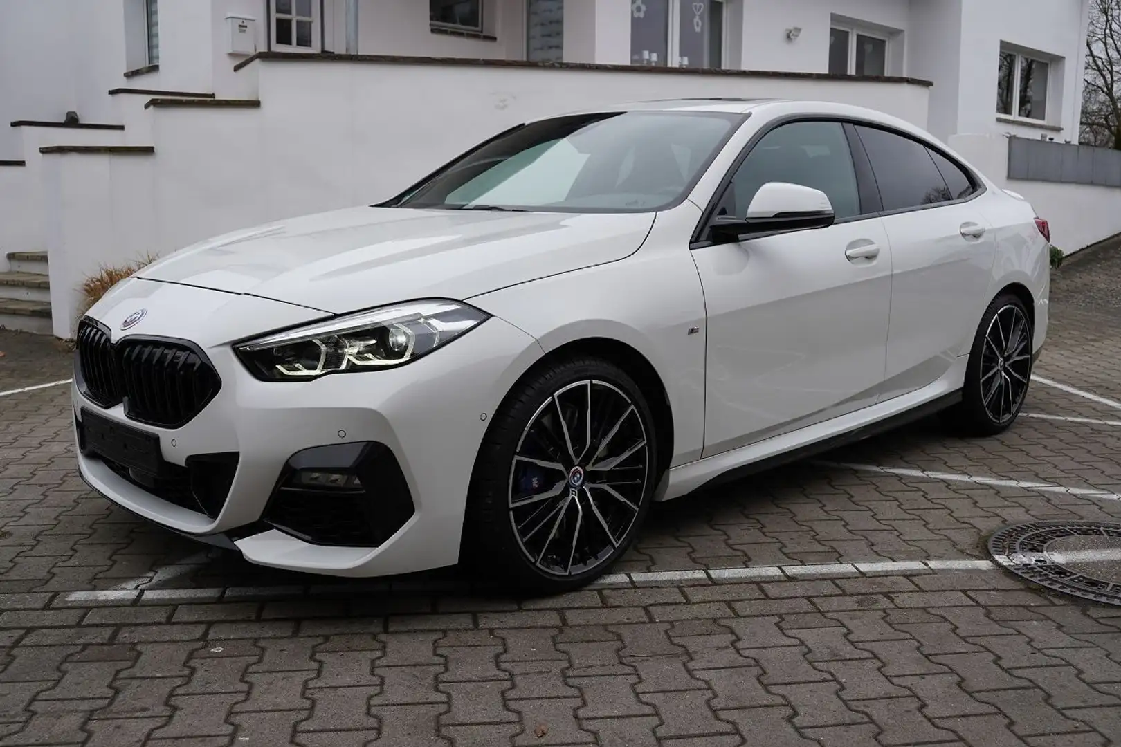 BMW 218 Gran Coupe  Aut. M-Sport - Navi-Pano-Kamera Blanc - 1