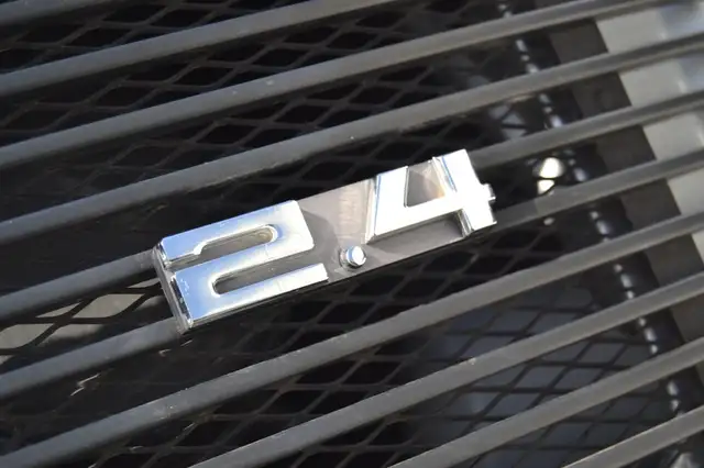 Porsche 911 view 11