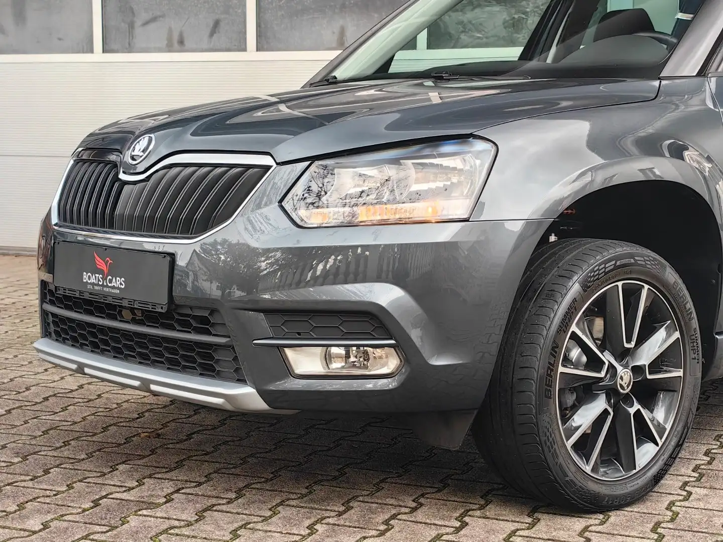 Skoda Yeti Elegance AUTOMATIK|AAHK|PDC Gris - 2