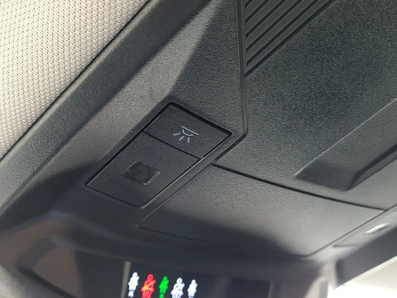 Peugeot 308 Allure 1.2 PureTech 130 SW, миниатюра 15