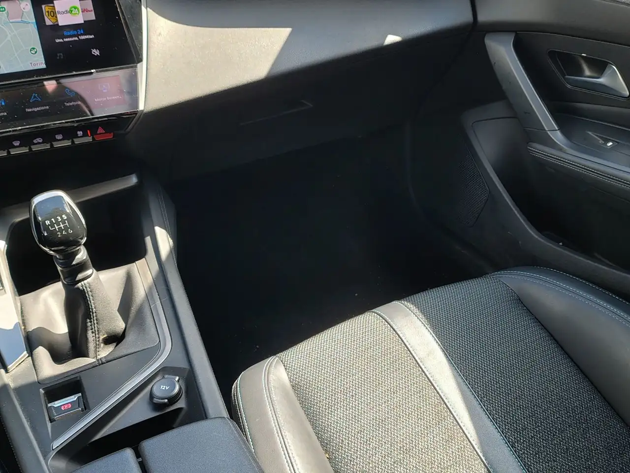 Peugeot 308 Allure 1.2 PureTech 130 SW, миниатюра 22