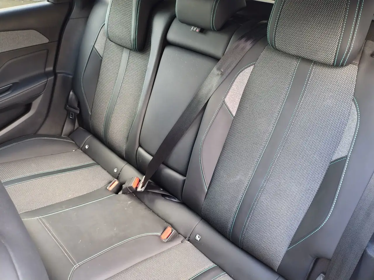 Peugeot 308 Allure 1.2 PureTech 130 SW, миниатюра 17