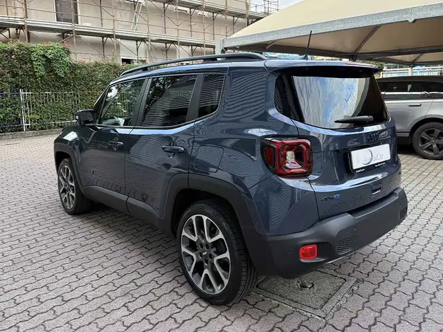 Jeep Renegade view 7