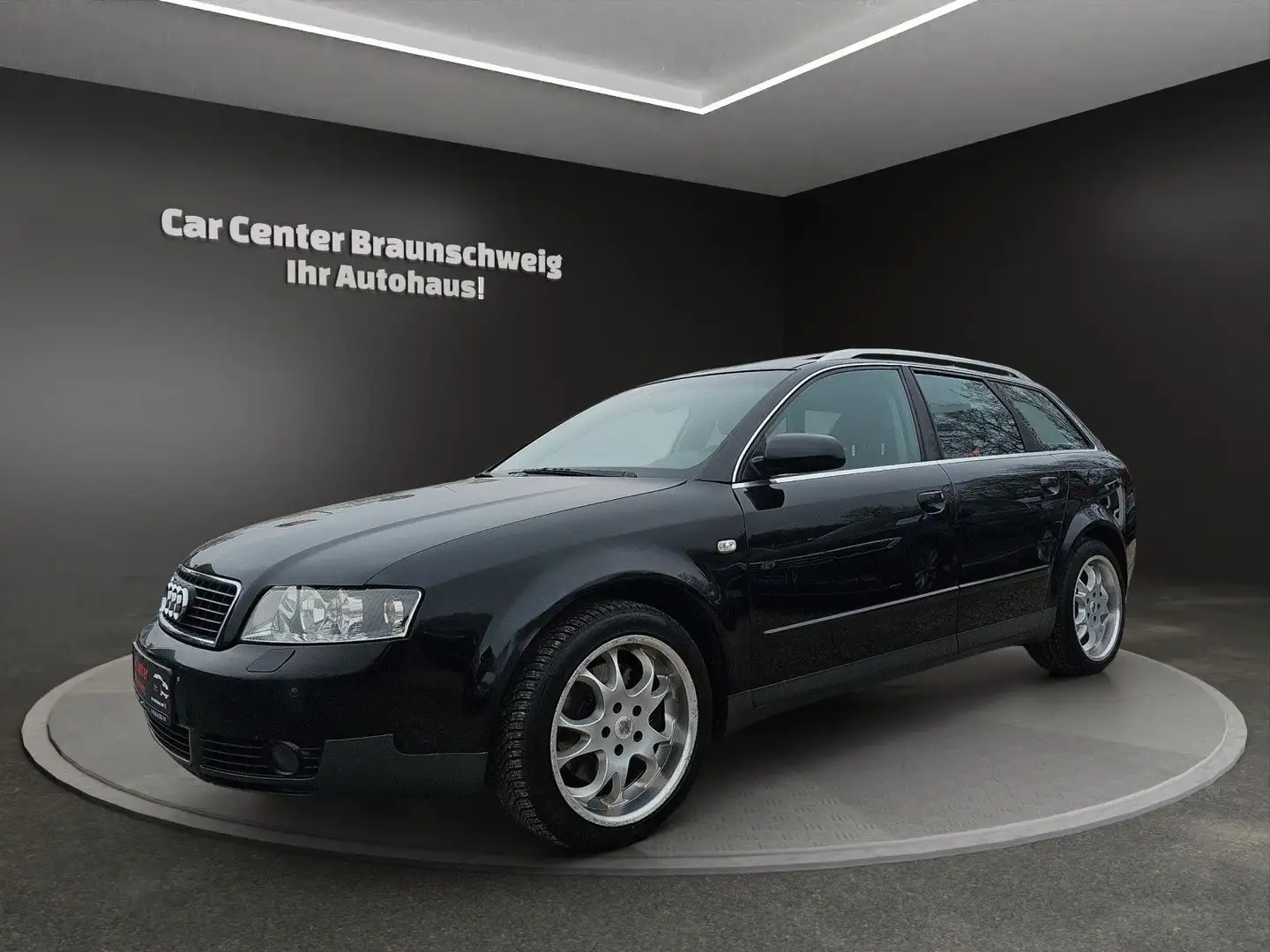 Audi A4 2.4 multitronic Avant Schwarz - 1