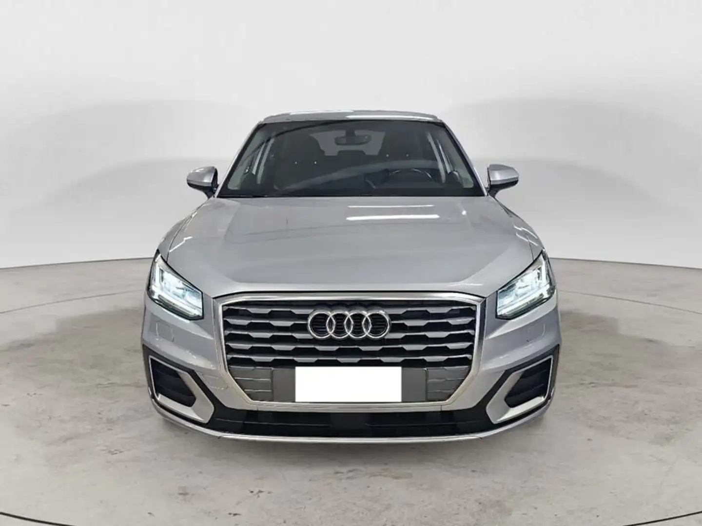 Audi Q2 30 TFSI Admired Argento - 2