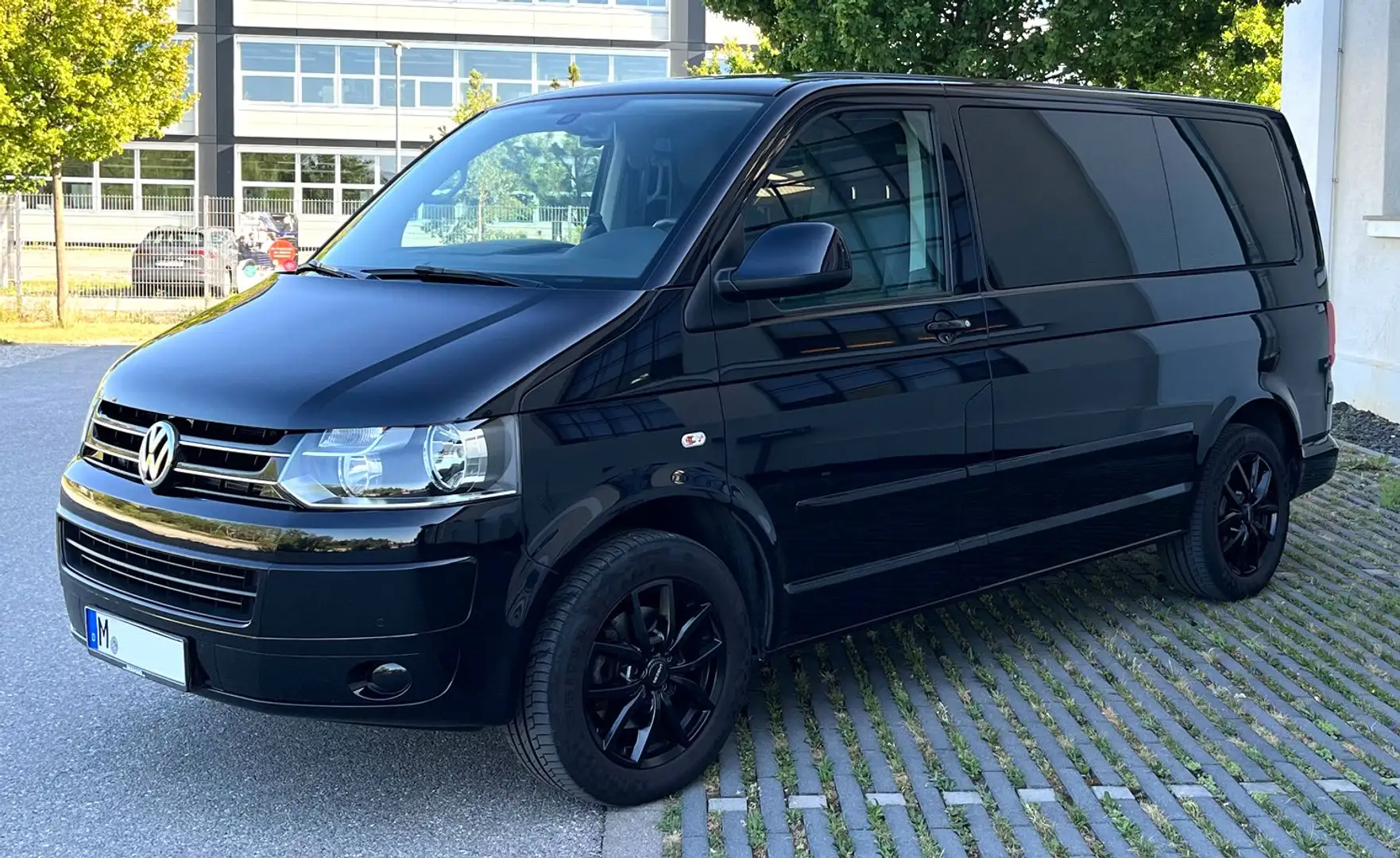 Volkswagen T5 Multivan Multivan Comfortline TDI - DSG, Navi, Klima, AHK Schwarz - 1