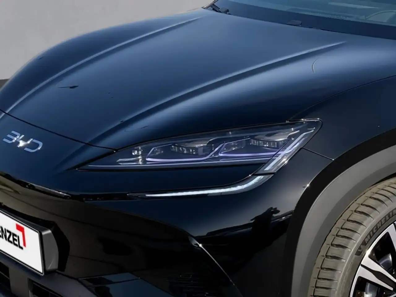 BYD SEALION 7