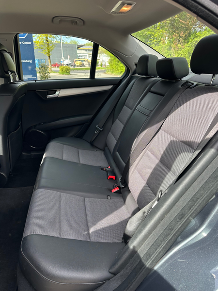 Mercedes-Benz C 200 C 200 CGI BlueEfficiency (204.048) — photo 4