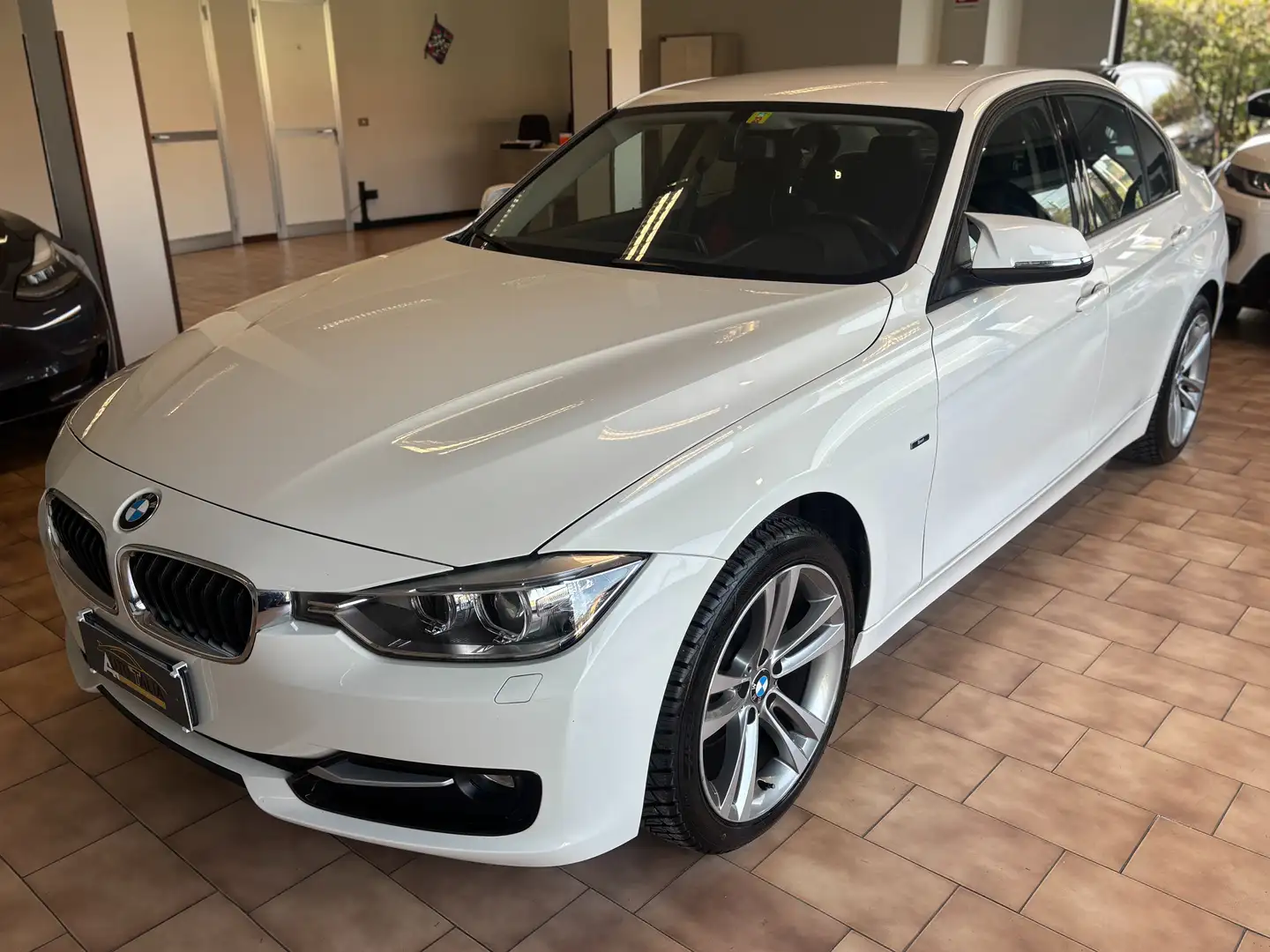 BMW 320 D Sport*TAGLIANDI CERTIFICATI* Blanc - 1
