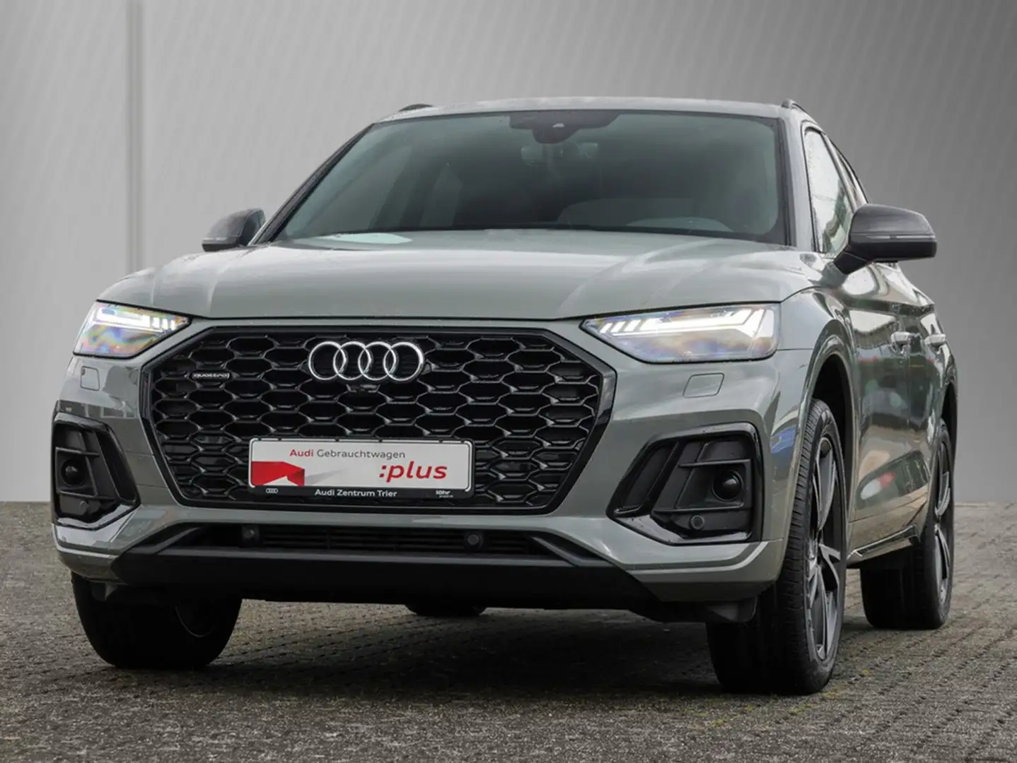 Audi Q5 Sportback 45 TFSI quattro S line S-tronic Gris - 2