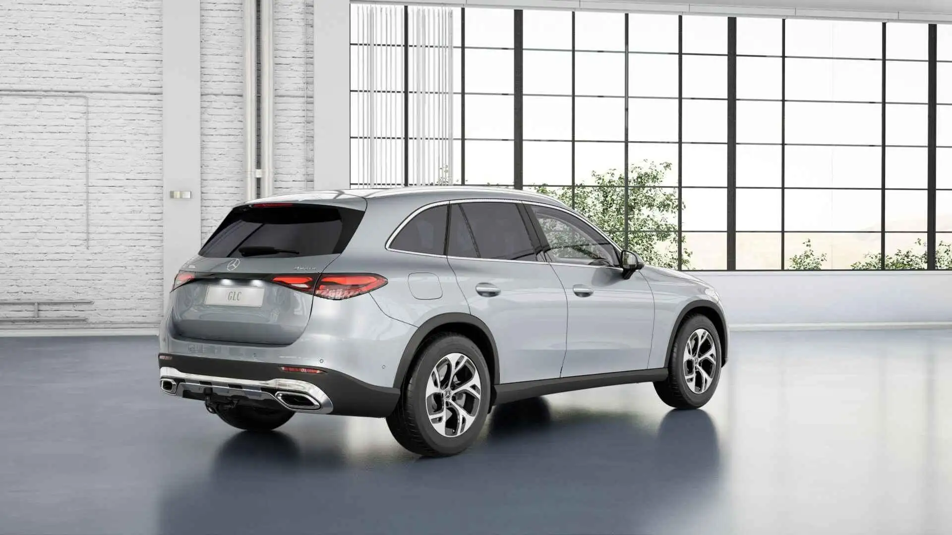 Mercedes-Benz GLC 300 300e 4MATIC Luxury Line | Nieuwprijs 92303 euro | Zilver - 2