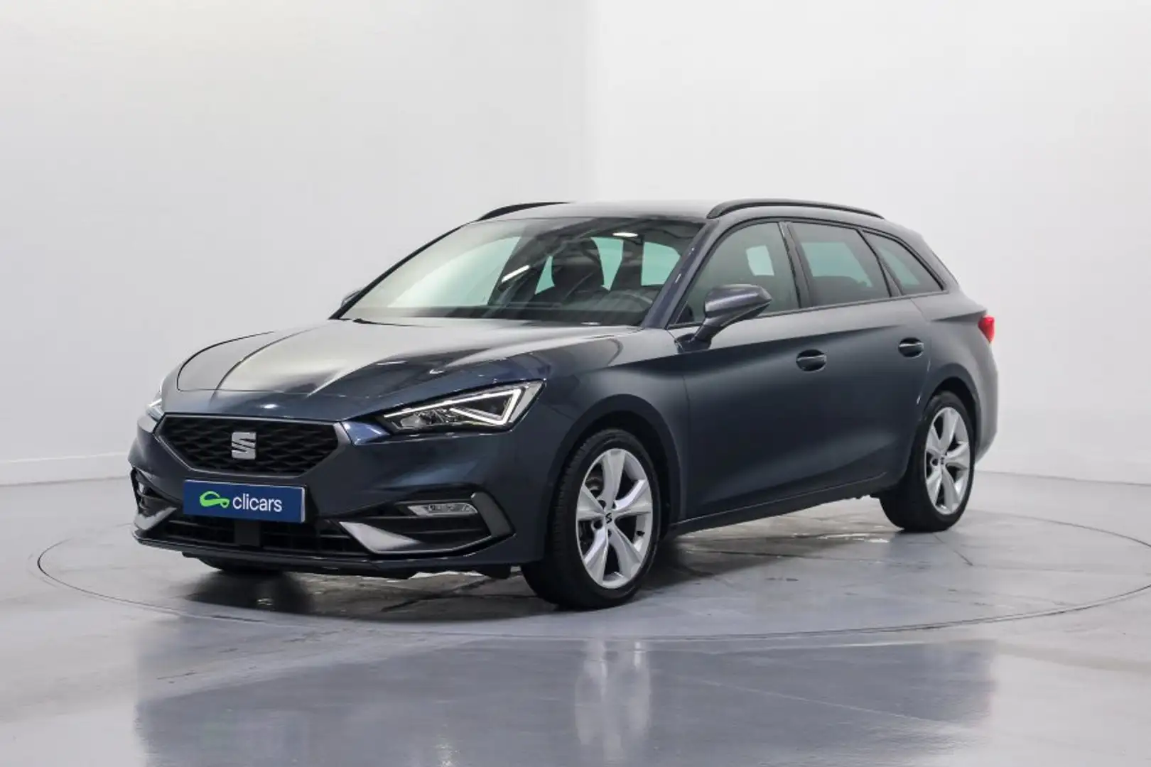 SEAT Leon ST 1.5 TSI S&S FR 150 Grau - 1