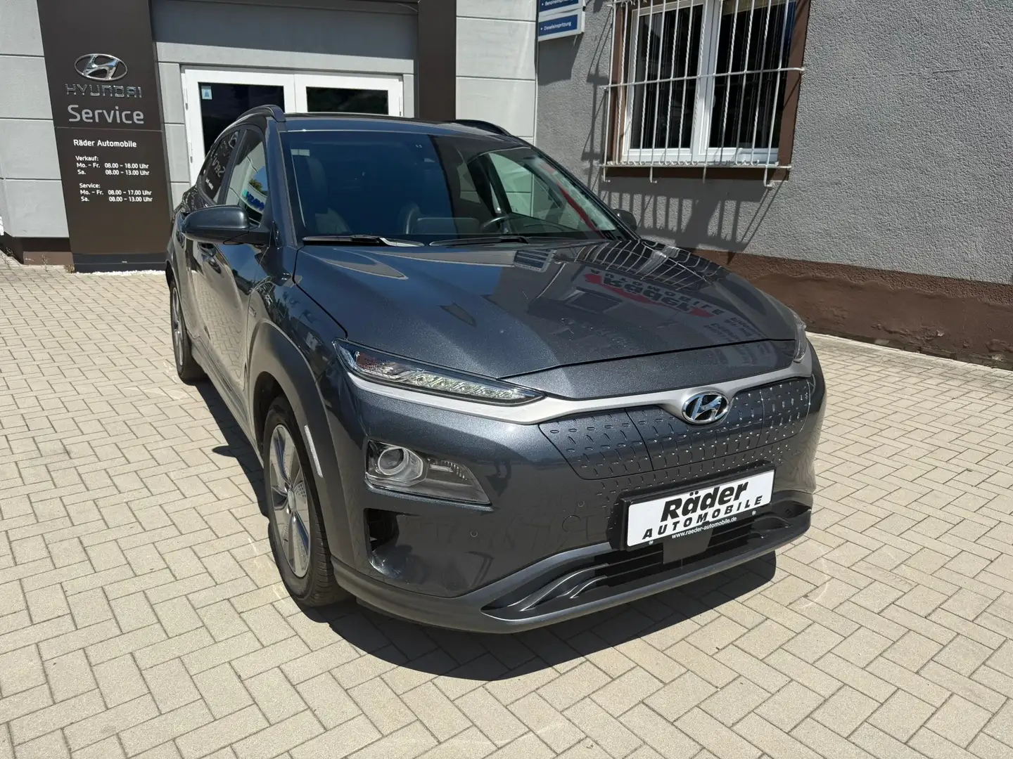 Hyundai KONA EV Premium Elektro Aktion 2.99% 124.- Rate Grijs - 1