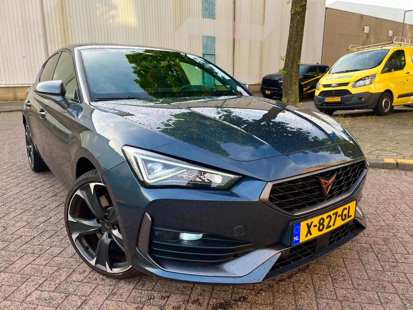 CUPRA Leon Leon 1.4 e-Hybrid Perf. Grijs - 2