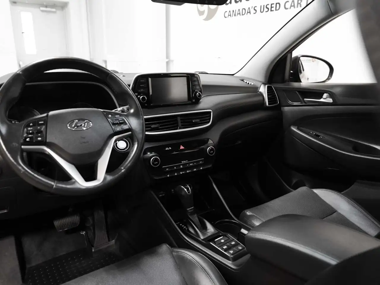 Hyundai TUCSON photo Hyundai TUCSON