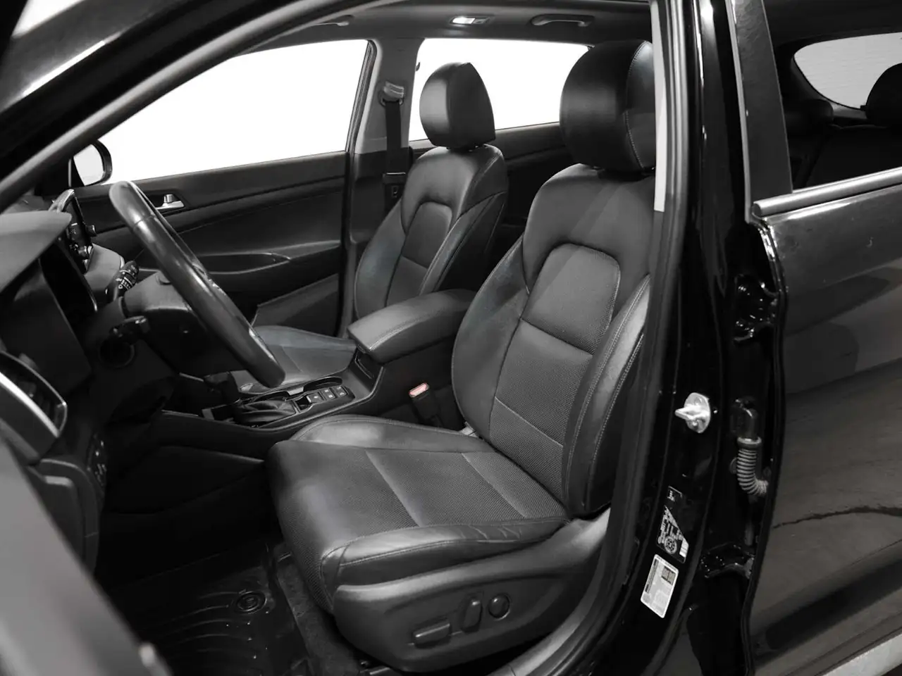 Hyundai TUCSON photo Hyundai TUCSON