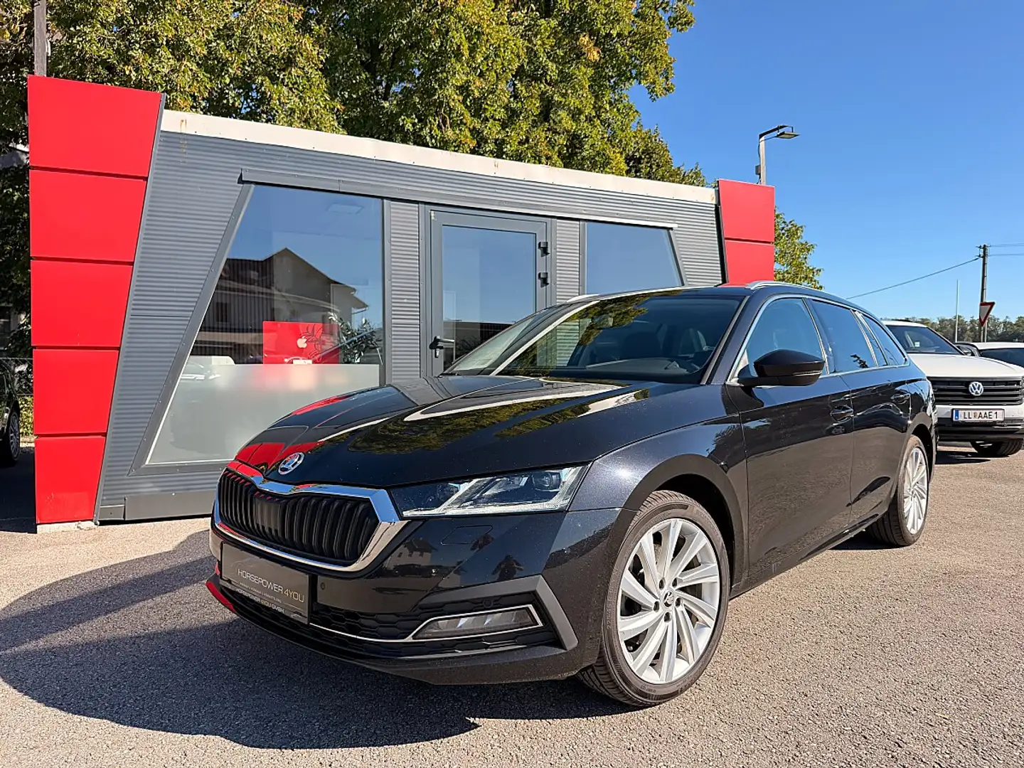 Skoda Octavia Combi 2,0 TDI 4x4 Style DSG/ZAHNRIEMEN+SERVICE ... Schwarz - 2