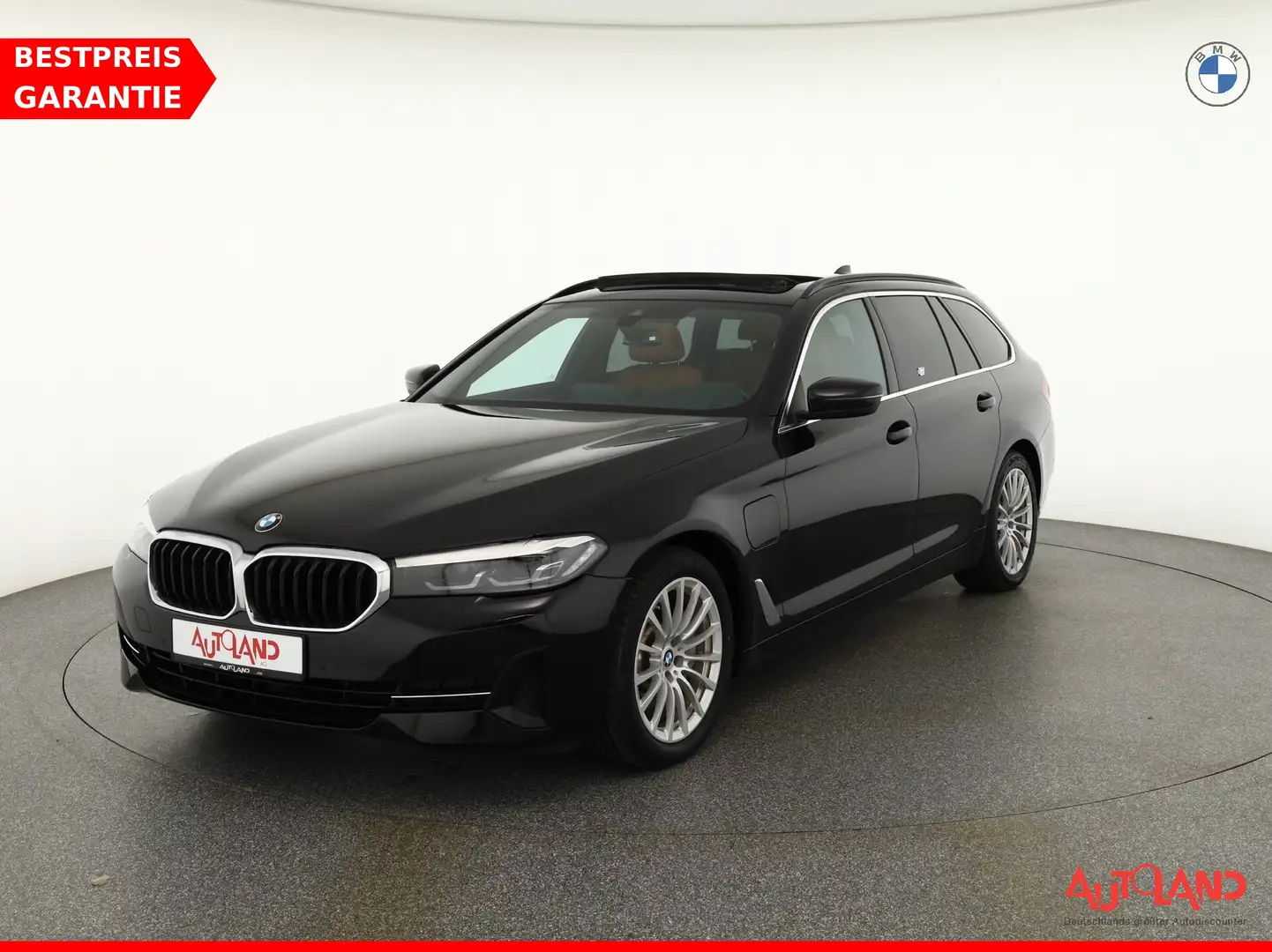 BMW 530 530e Touring Navi Kamera Leder Panorama ACC AHK Schwarz - 1