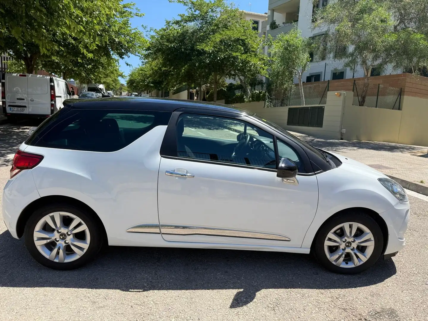 Citroen DS3 DS3 1.4HDi Desire 70 Desire Blanco - 2