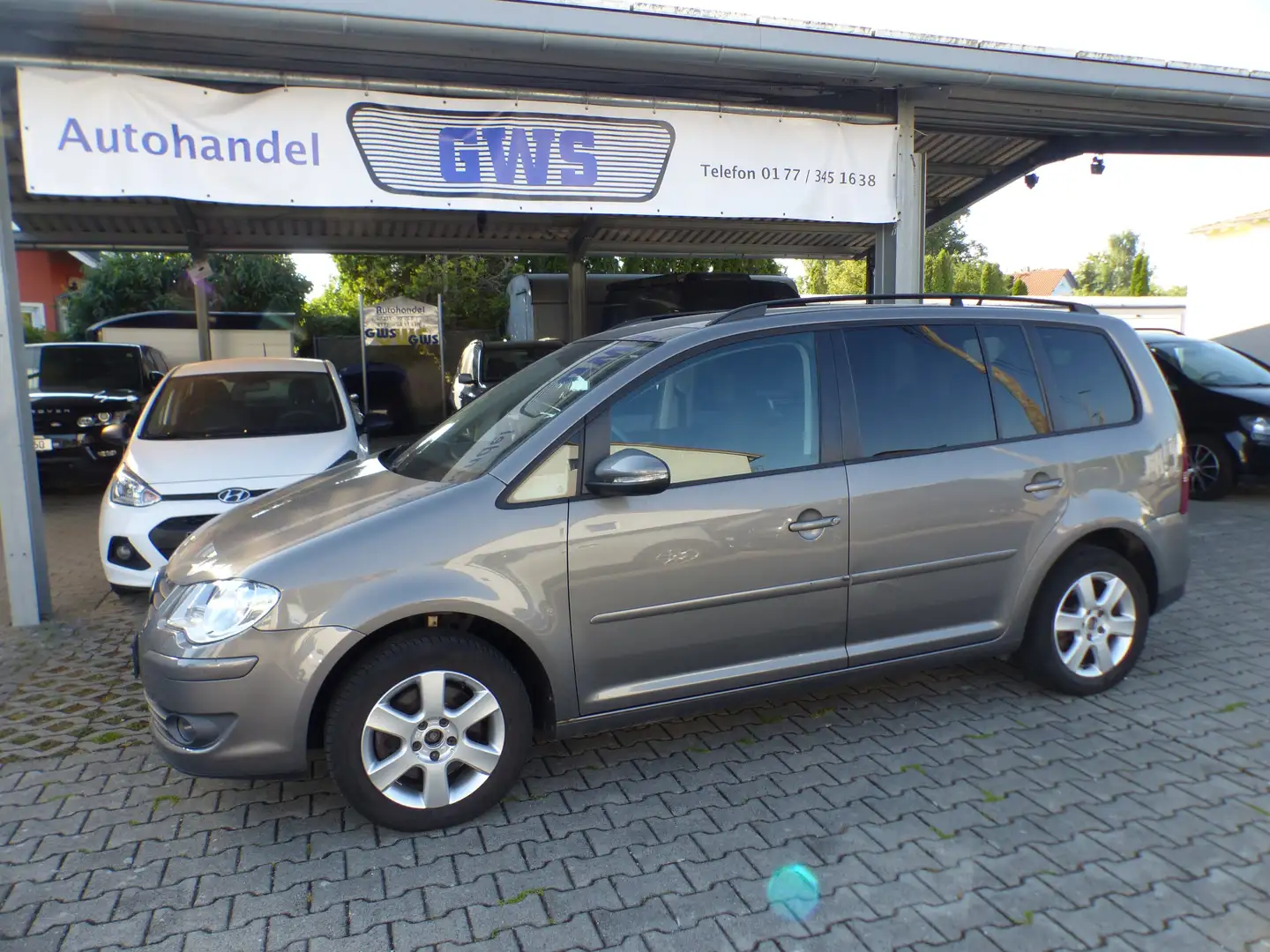 Volkswagen Touran Trendline EcoFuel CNG Sitzhzg. Klima Aut.7 Sitzee Grau - 1