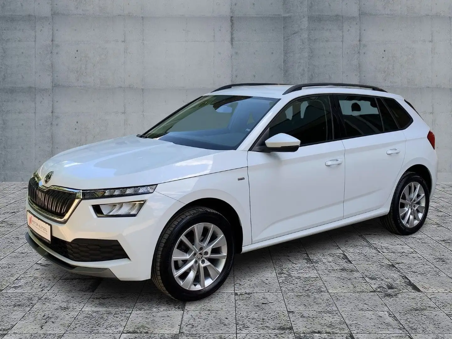 Skoda Kamiq 1.5 TSI TOUR LED+NAVI+APP+DAB+GRA+SHZ+PDC Weiß - 2