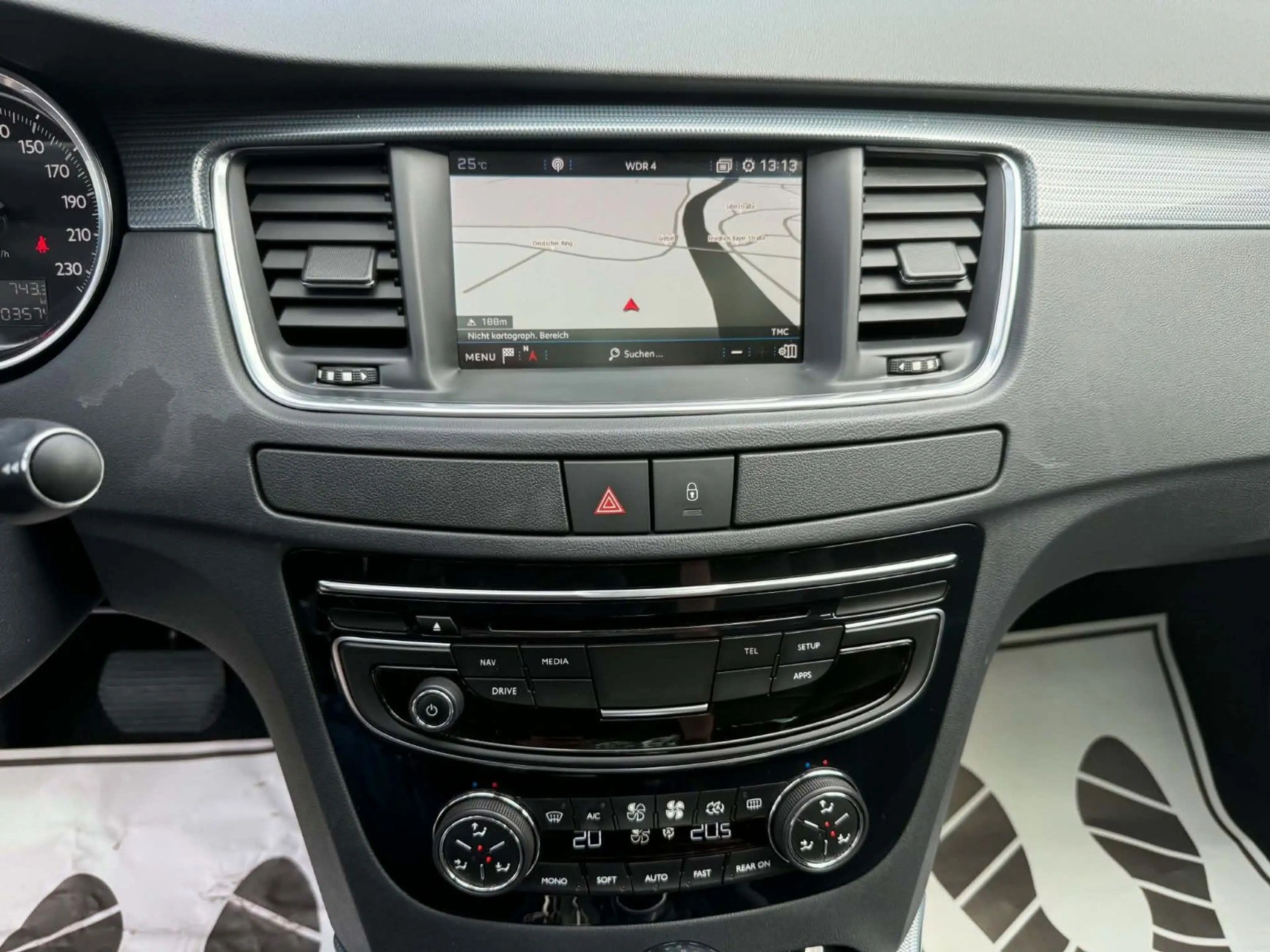 Peugeot 508 SW 2.0 Blue-HDi*Panorama*Head Up*LED*SHZ*AHK — photo 8