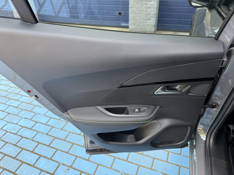 Peugeot 2008 1.2 GT CRUISE STOELVER. APPLE P-CAM — photo 11