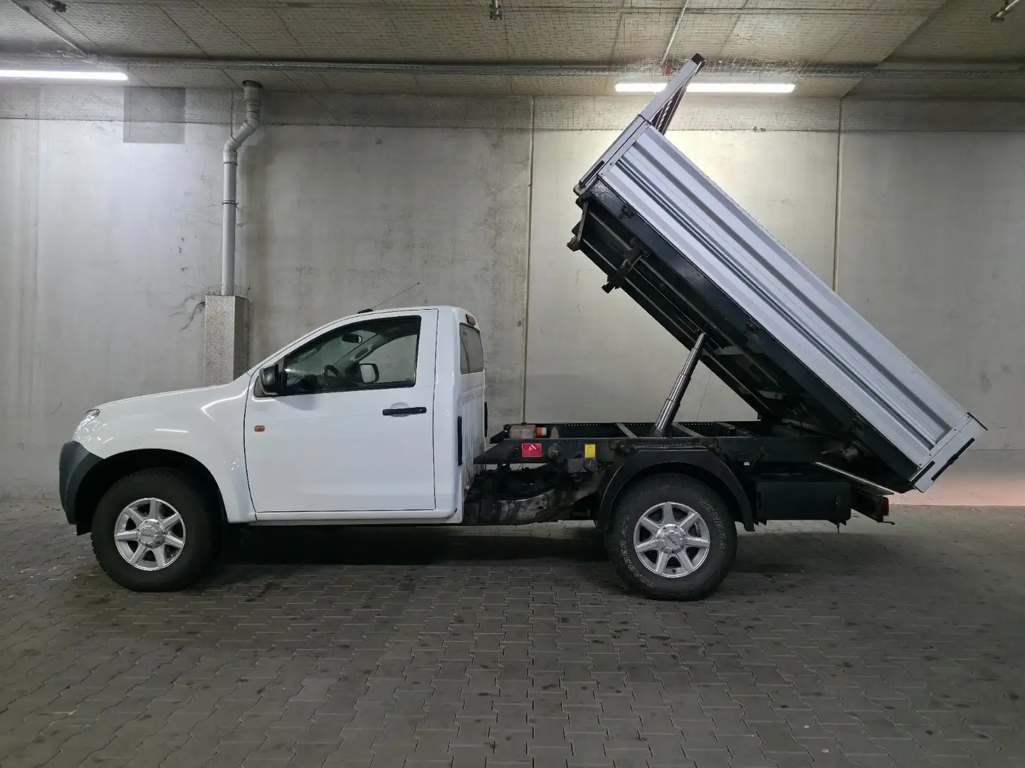 Isuzu D-Max 2.5 4WD 3 Seiten Kipper 3,5T AHK Blanc - 2
