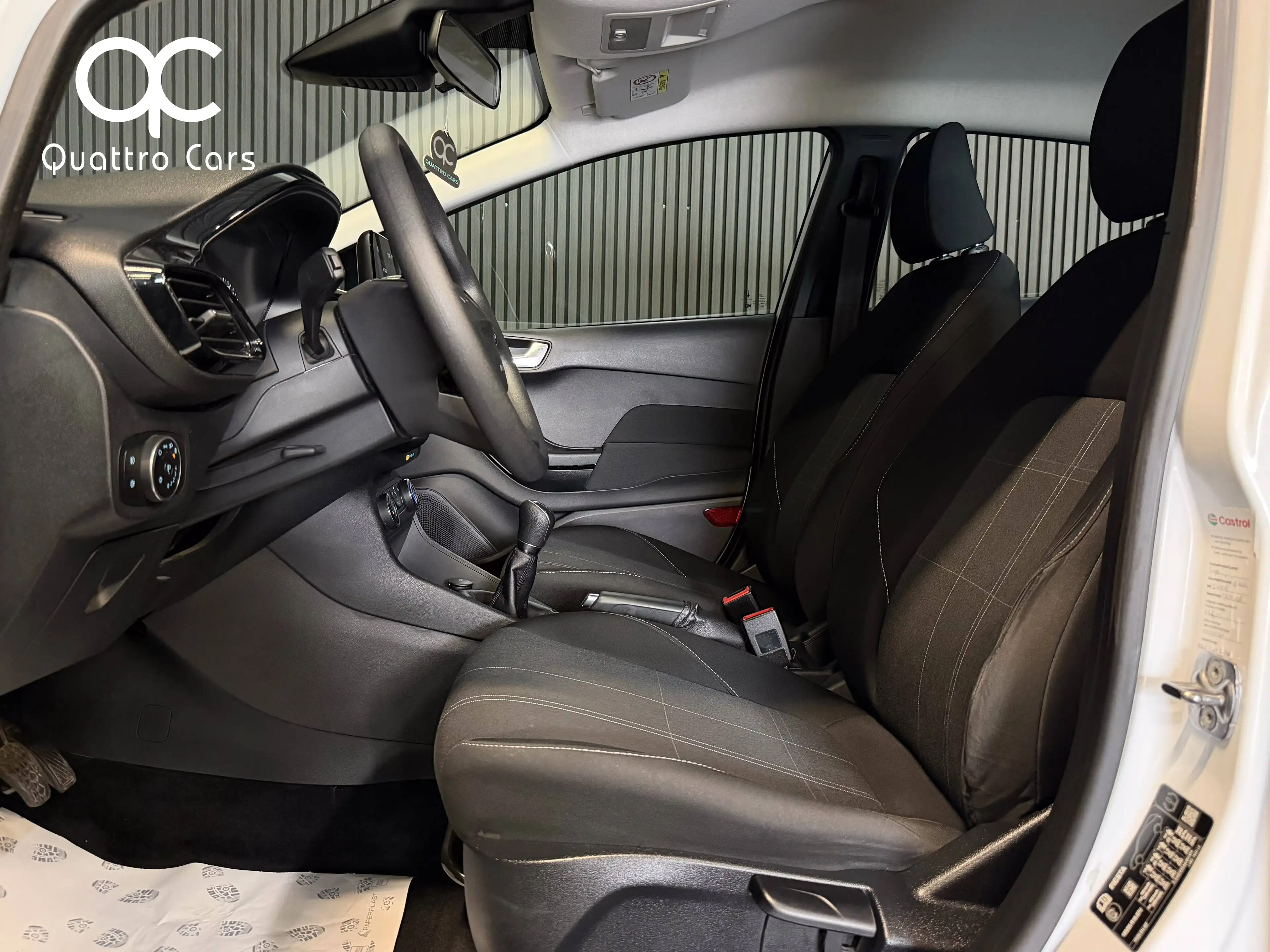 Ford Fiesta 1.1i * CAR PLAY * CLIM * 1ERE MAIN * CAPTEURS ARR — photo 10