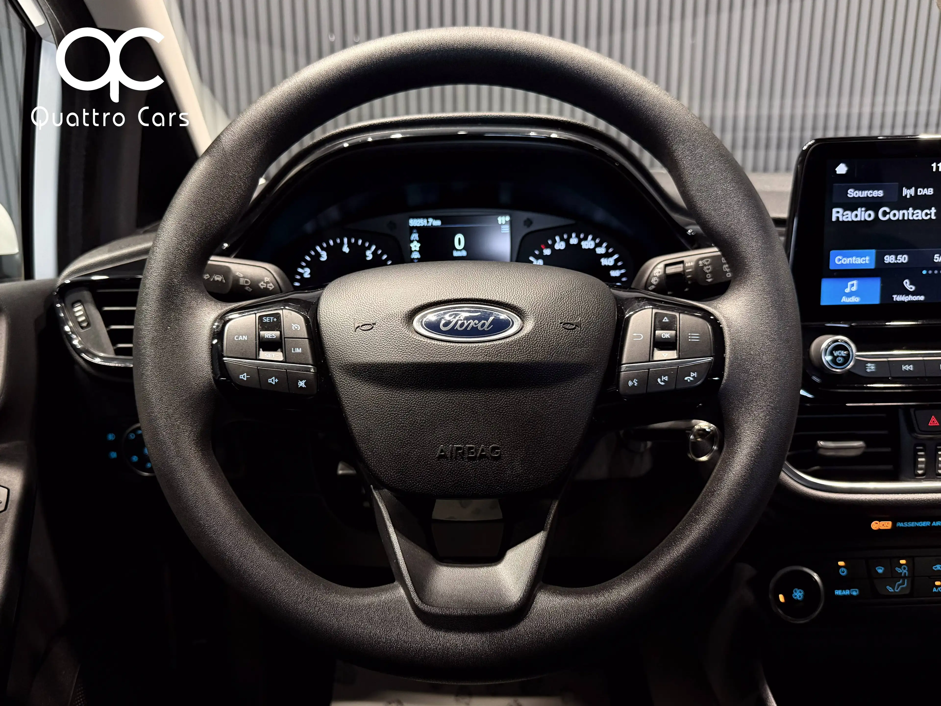 Ford Fiesta 1.1i * CAR PLAY * CLIM * 1ERE MAIN * CAPTEURS ARR — photo 19