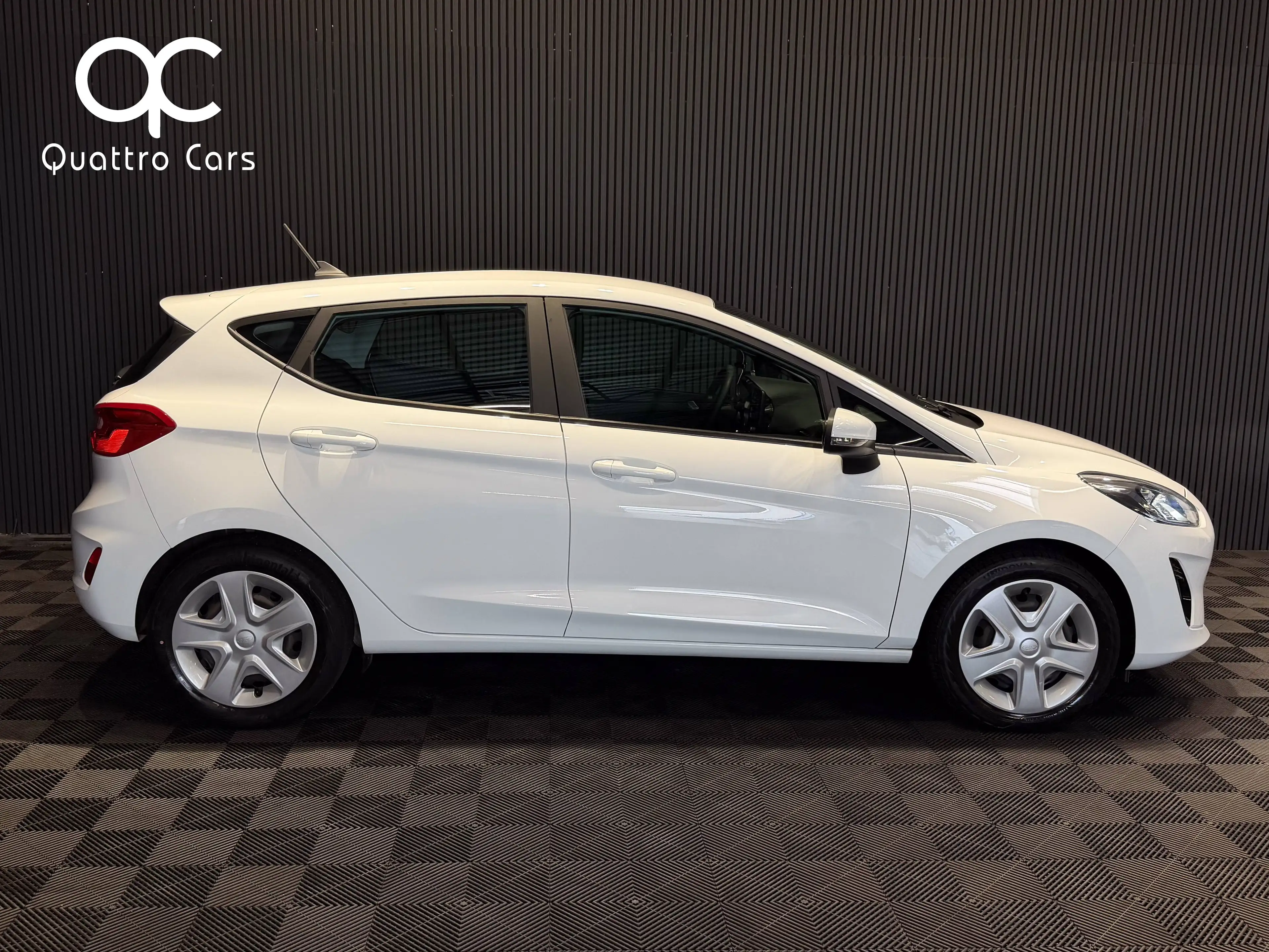 Ford Fiesta 1.1i * CAR PLAY * CLIM * 1ERE MAIN * CAPTEURS ARR — photo 5