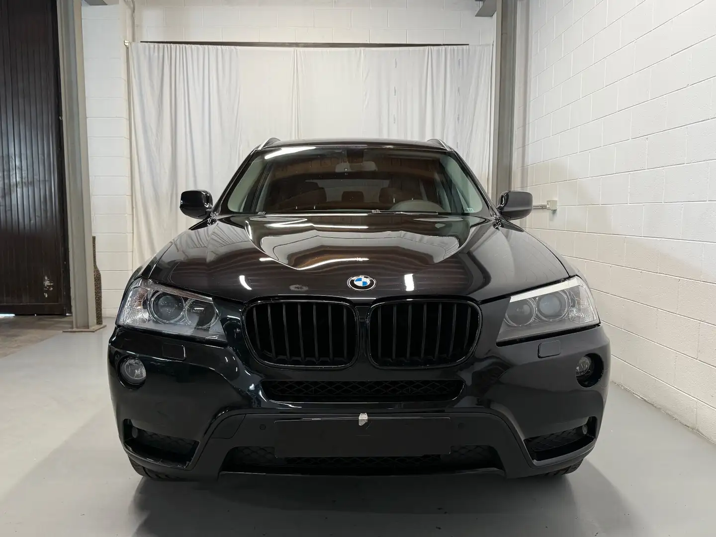 BMW X3 xDrive20d Futura Nero - 2