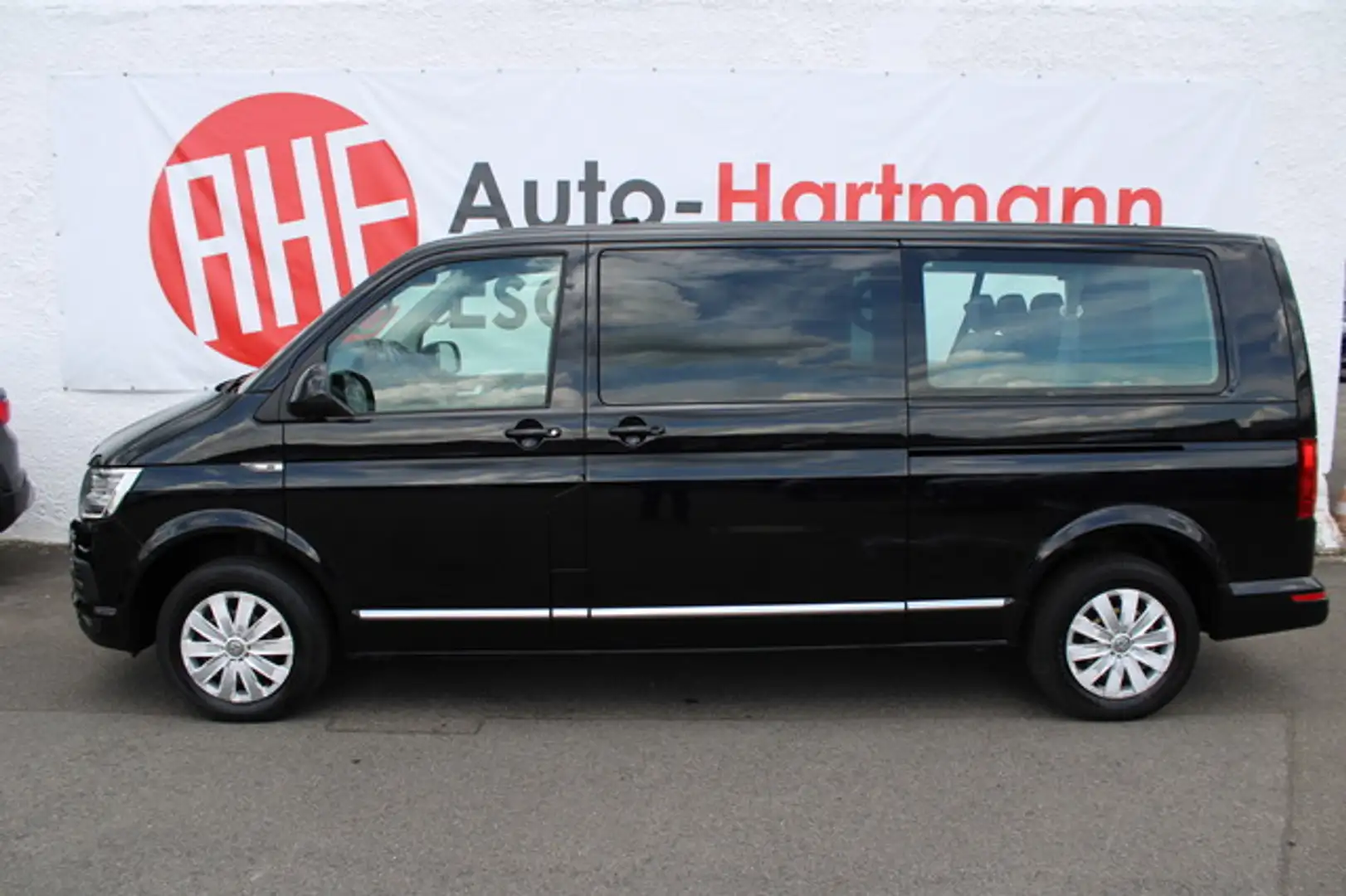 Volkswagen T6 Caravelle 2.0 TDI Comfortline LR DSG Taxi ACC Schwarz - 2